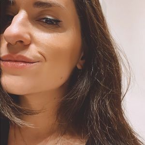 Meet your Posher, Aglaé